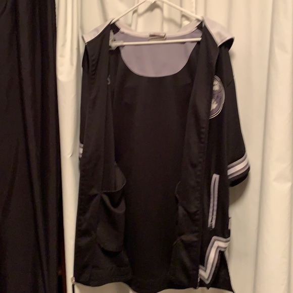 Fubu - Picture 12 of 12